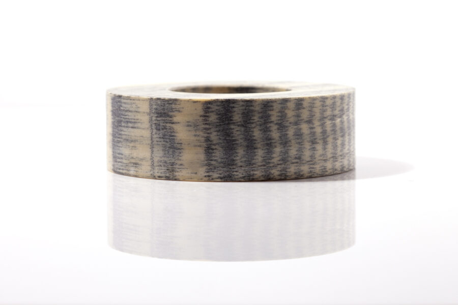 jiku Ranentai / 時空螺捻体 概念の輪白背景横置き