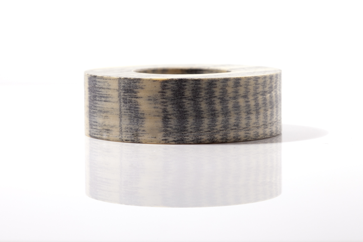 jiku Ranentai / 時空螺捻体 概念の輪白背景横置き